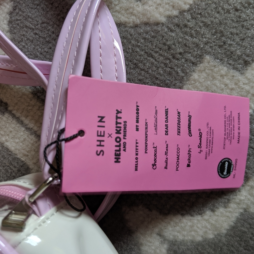 Hello Kitty Camera Case Bag - Picture 3 of 5